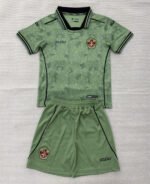 2026-2027 Wolverhampton Wanderers Goalkeeper Green  Soccer Uniform