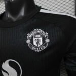 Player version 26-27 Manchester United Goalkeeper Black Soccer Jersey AAA - Image 4