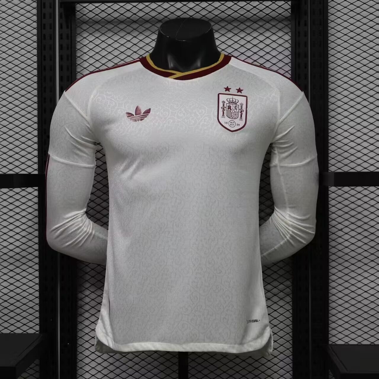 94aeb351 (2 star)Player Version 2026-2027 Spain Away White Long sleeves Soccer Jersey AAA - Image 1