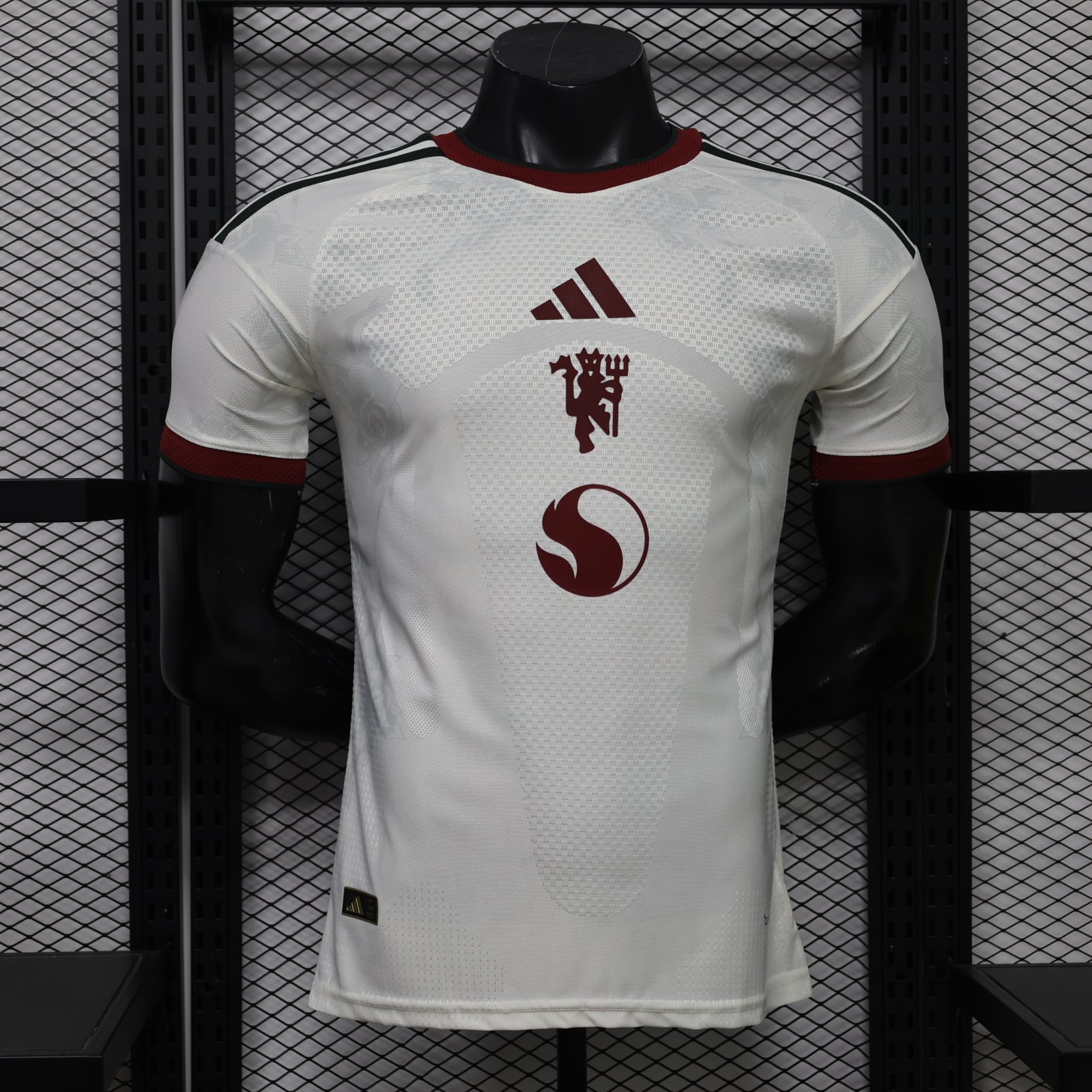 IMG_5209 Player version 26-27 Manchester United Second Away Beige Soccer Jersey AAA - Image 1