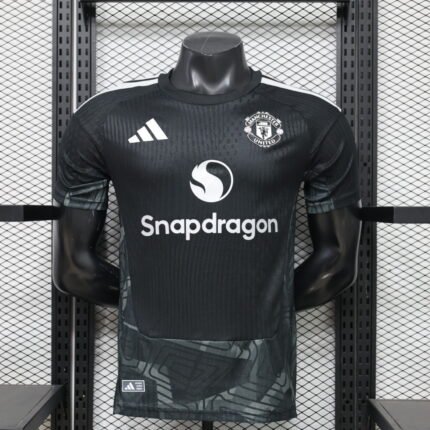 Player version 26-27 Manchester United The goalkeeper black Soccer Jersey AAA