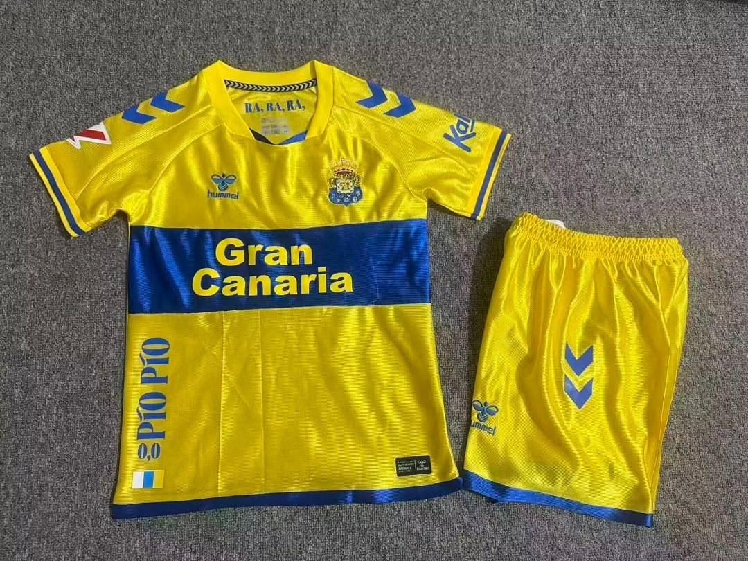 807a559c 2026-27 Las Palmas Home Yellow kids/youth Soccer uniform - Image 1