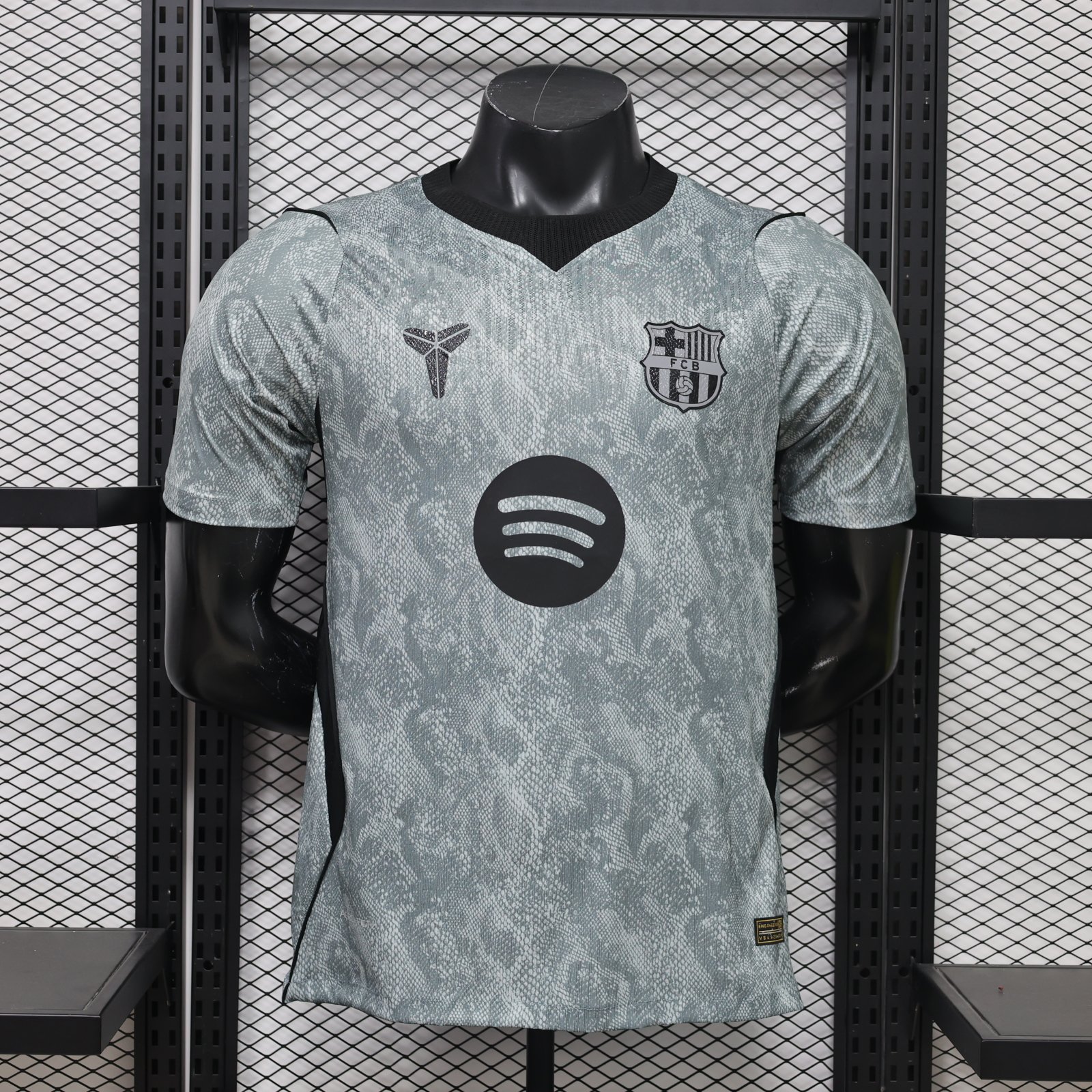 be357ff6 Player version 26-27 Barcelona Goalkeeper Grey Soccer Jersey AAA - Image 1