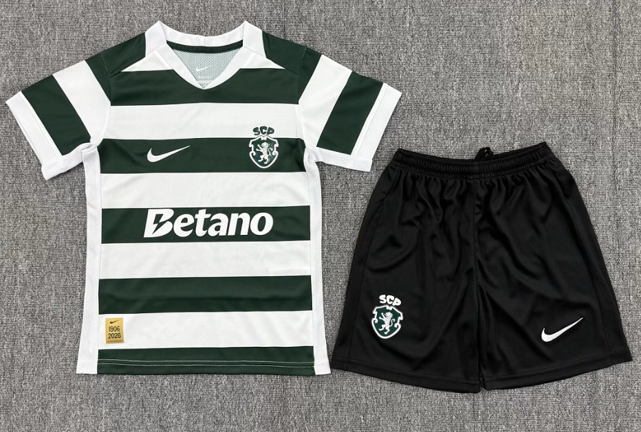 ceb242e0-43fc-466f-b6ee-8f1995c39feb 2026-2027 Sporting Lisbon Home Green White kids/youth Soccer uniform - Image 1