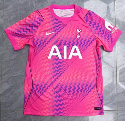 2026-2027 Tottenham Hotspur Goalkeeper Pink Soccer Jersey AAA