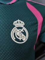 Player version 26-27 Real Madrid Green Soccer Jersey AAA - Image 2