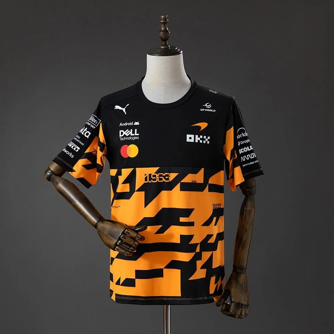 345aec36 (S-5xl)2026-2027 F1 McLaren Black Racing Suit - Image 1
