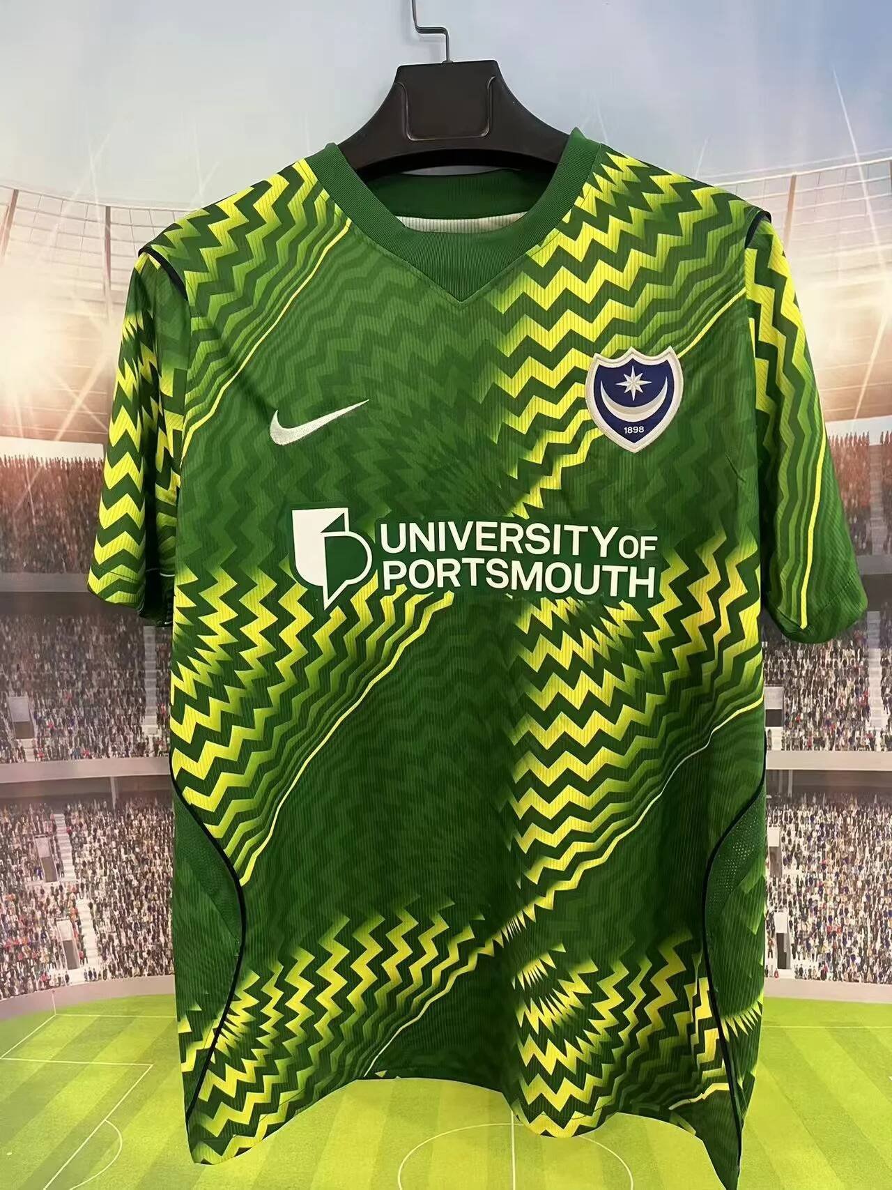 6ec5e283 2026-2027 Portsmouth Goalkeeper Green Soccer Jersey AAA - Image 1