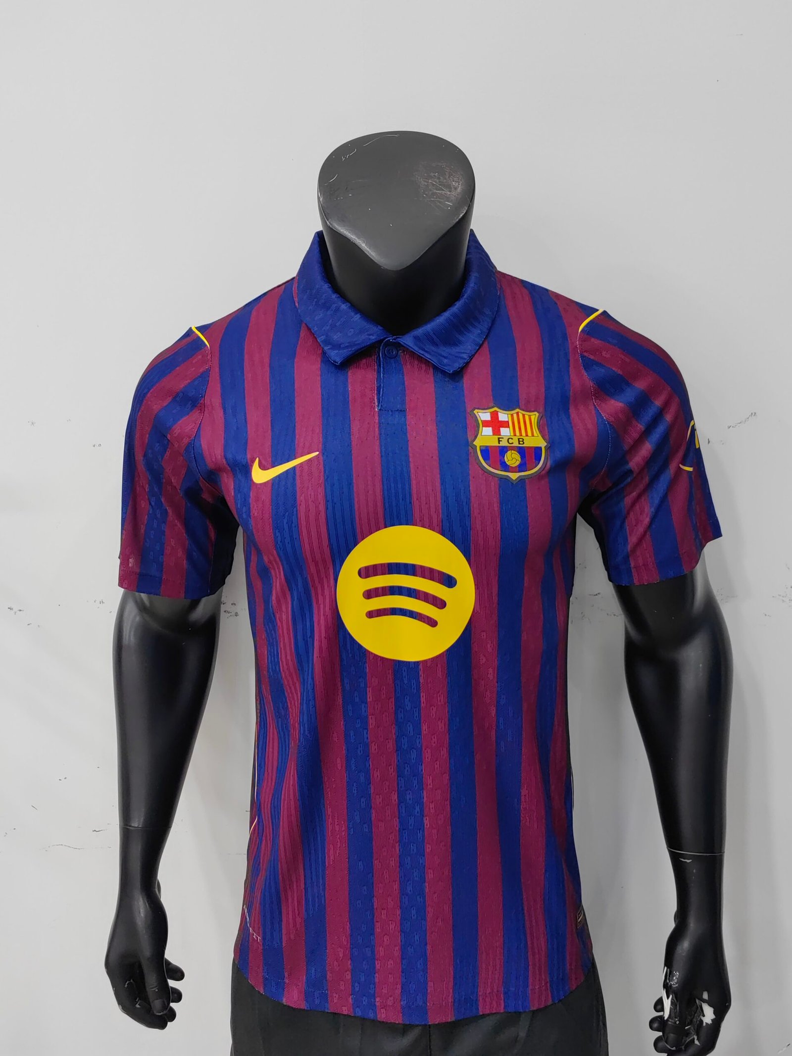 36312cb2 Player version 27-28 Barcelona Home Red Blue Soccer Jersey AAA - Image 1