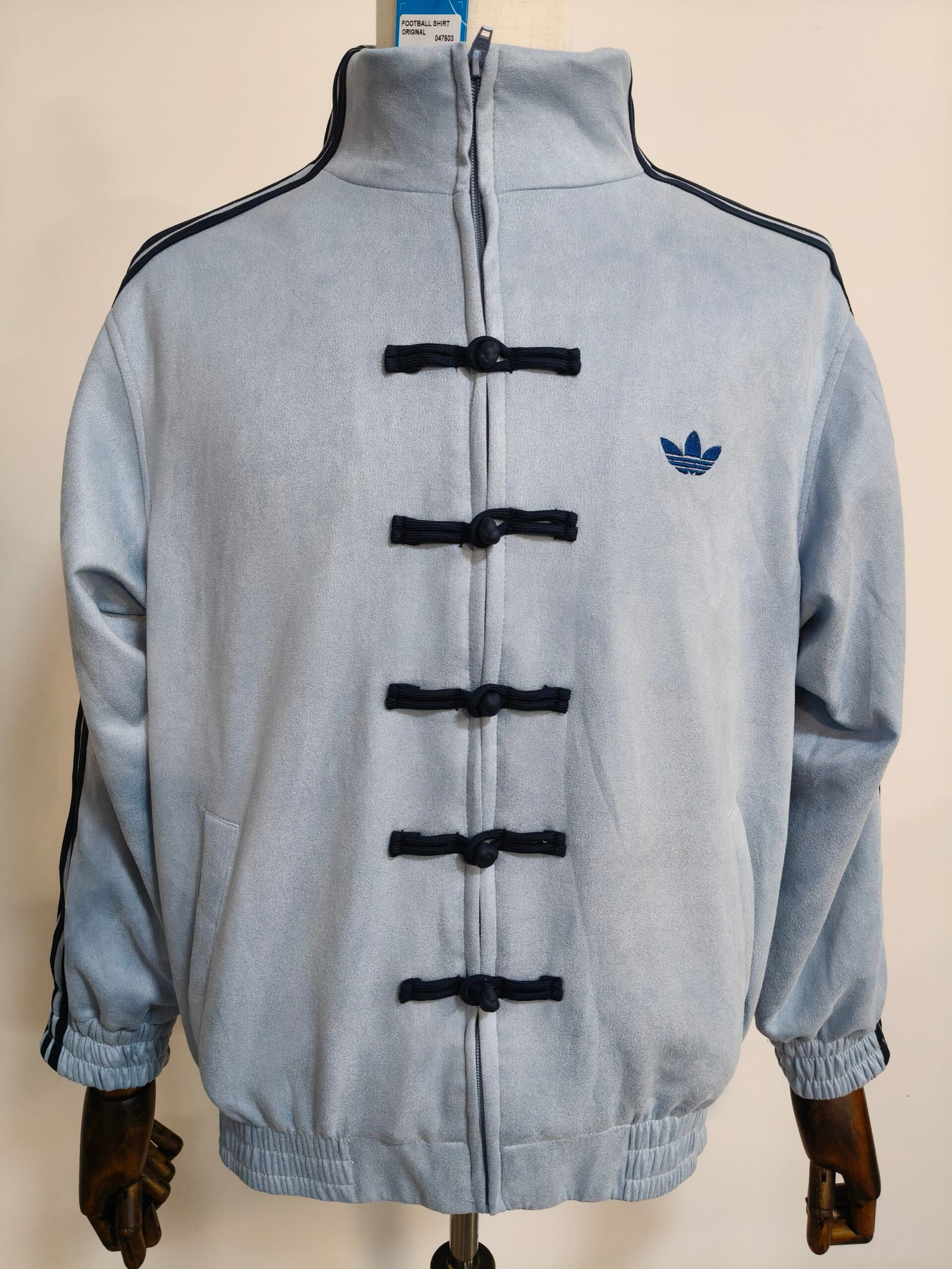 oplus_2097184 Adidas Blue Jacket - Image 1