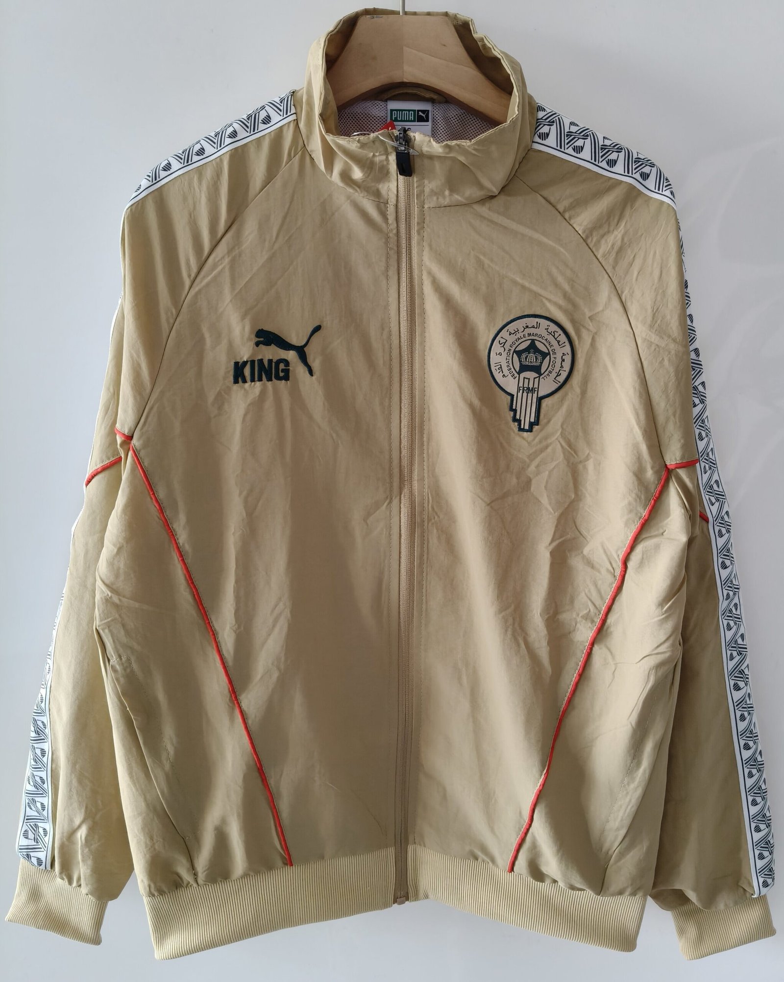 oplus_10485792 26-27 Morocco Khaki Windbreaker Soccer Jacket - Image 1