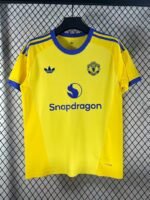 2026-2027 Manchester United Goalkeeper Yellow  Soccer Jersey AAA