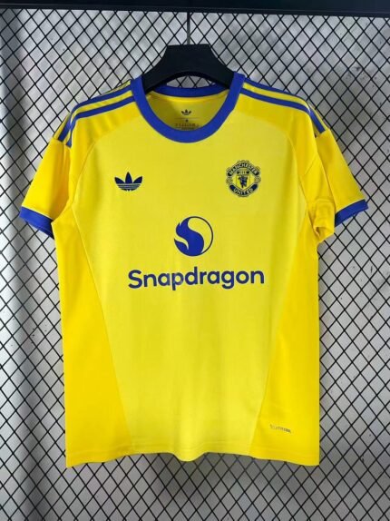 2026-2027 Manchester United Goalkeeper Yellow  Soccer Jersey AAA