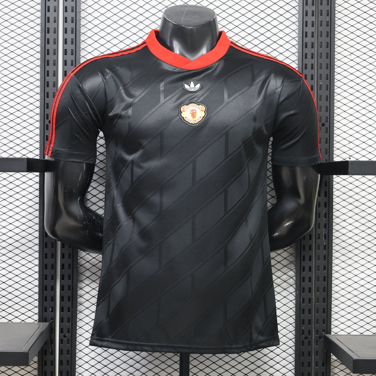 e7050818 Retro version 26-27 Special Manchester United Black Soccer Jersey AAA - Image 1